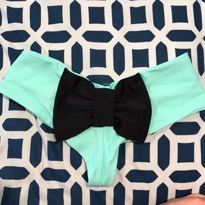 Lolli Size Small Blue Bottoms with black bow!